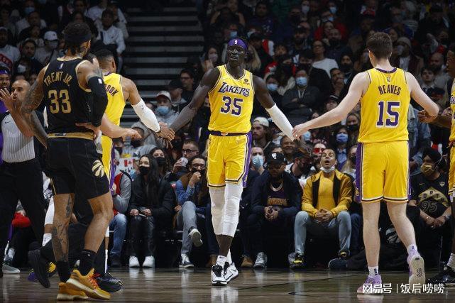 爱游戏-关于NBA常规赛倒计时；多伦多猛龙今夜状态回暖；细节引发关注；气氛紧张；赛程密集仍需轮换的信息